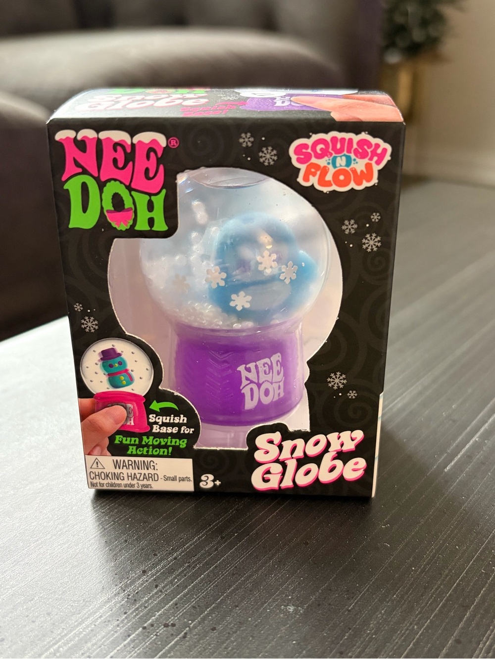 NeeDoh Snow Globe Squish 'N' Flow Kids: Penguin (Rare)